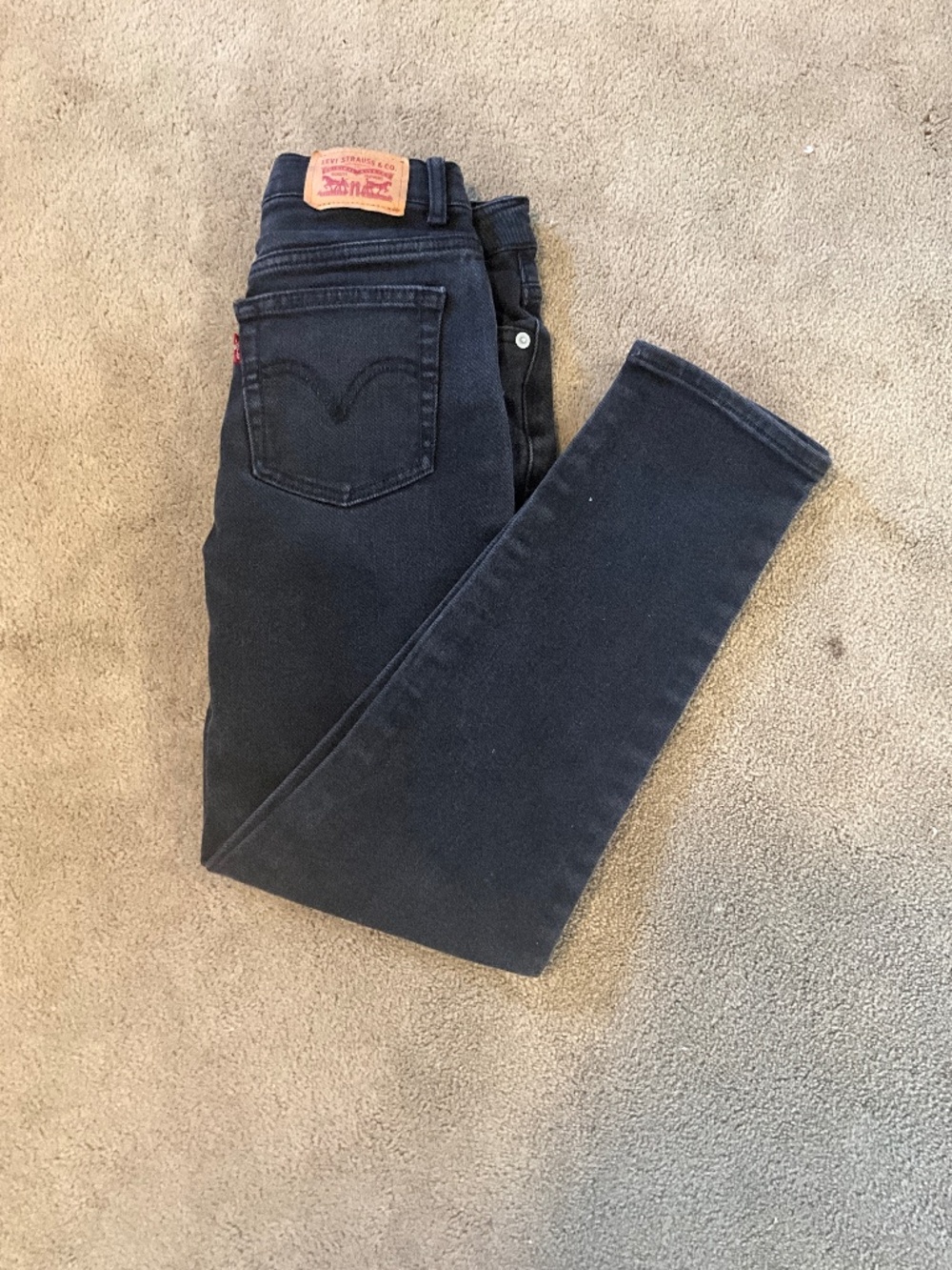 Levis mini mom black stretch mid rise adjustable waist jeans